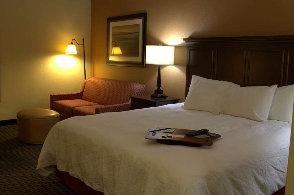 Hampton Inn Princeton Room photo