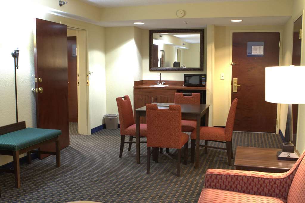 Hampton Inn Princeton Room photo